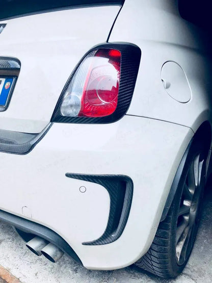 Cubierta de luz trasera Abarth 500 - Fibra de carbono